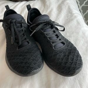 APL Techloom Phantom sneakers